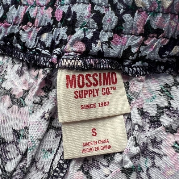 Mossimo Blue Purple Floral Ruffle Shorts Small - Picture 3 of 9